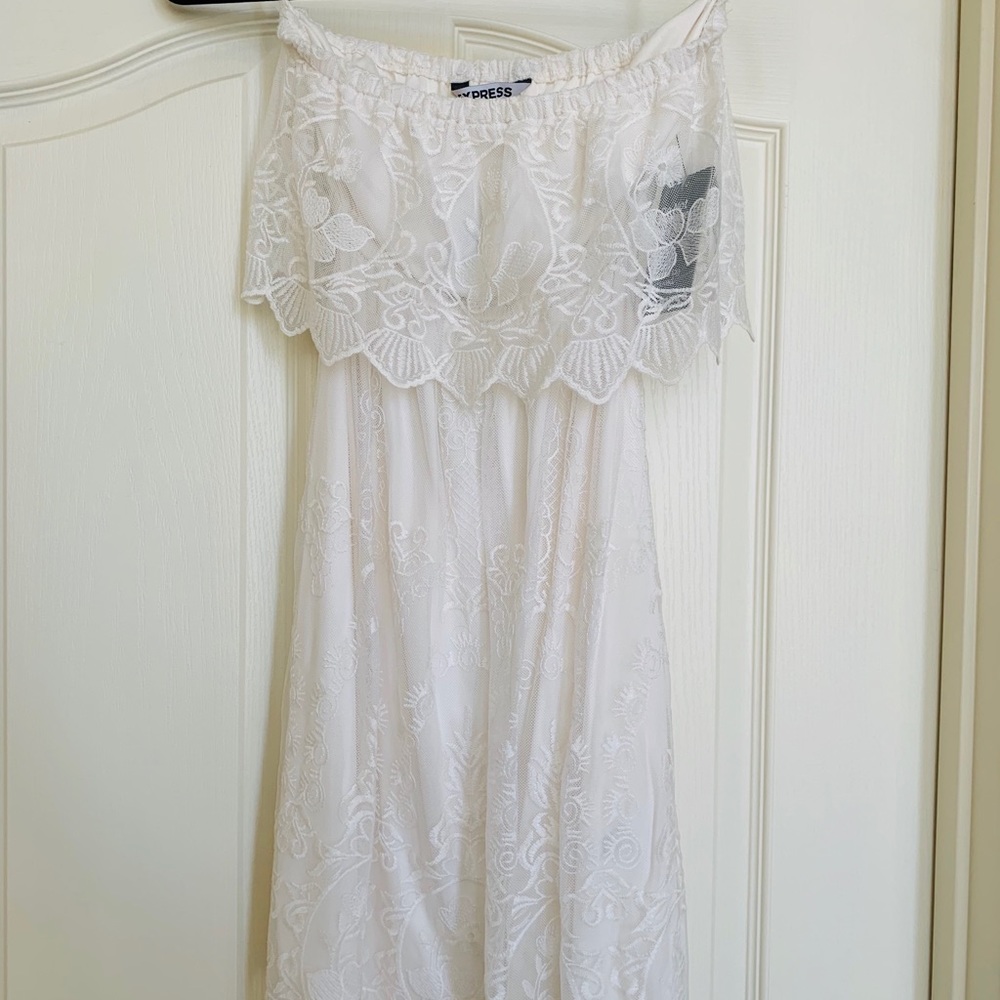 NWT Strapless White Lace Dress